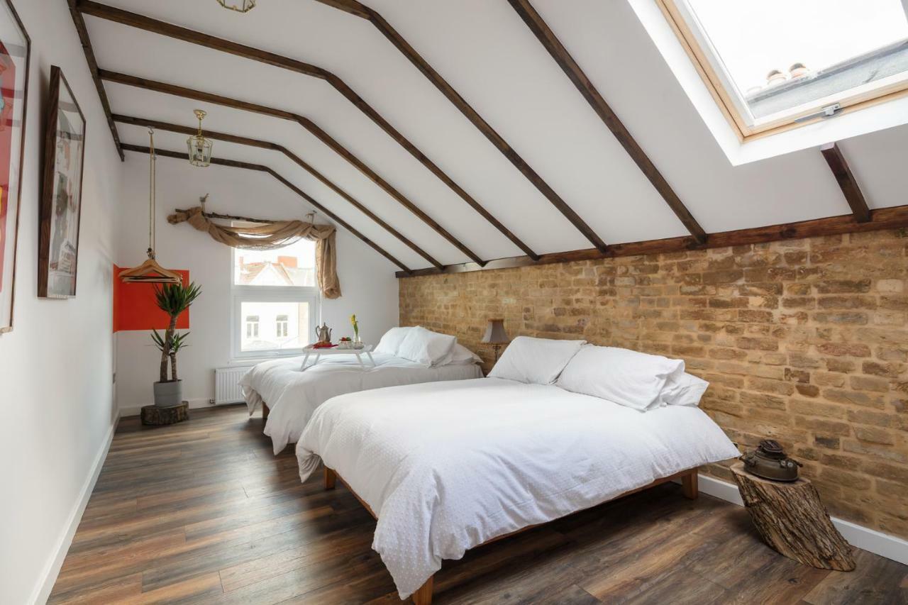 Courcy Road - 7 Bedroom - Sleeps Up To 22 Apartamento Londres